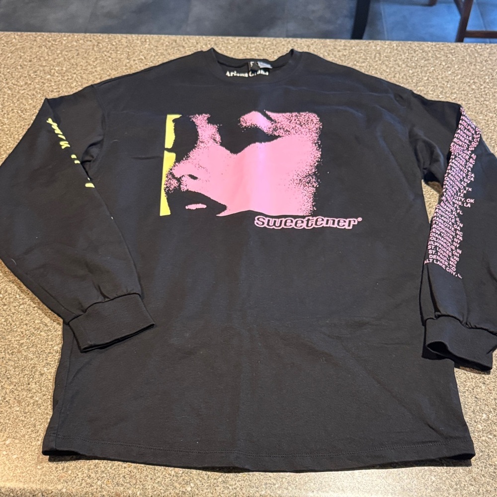 Ariana Grande tour shirt